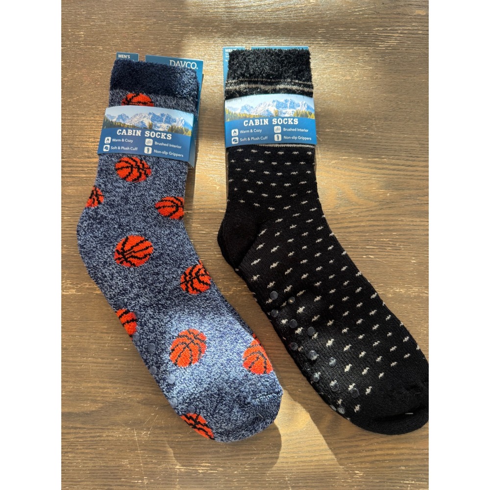 DAVCO Men's Cabin Socks Bundle 2 Pairs Warm Cozy‎ Non-Slip NWT